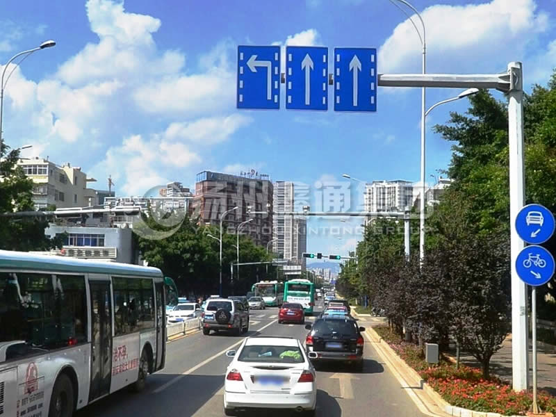 BZG-007，交通標(biāo)志桿，分道標(biāo)志桿